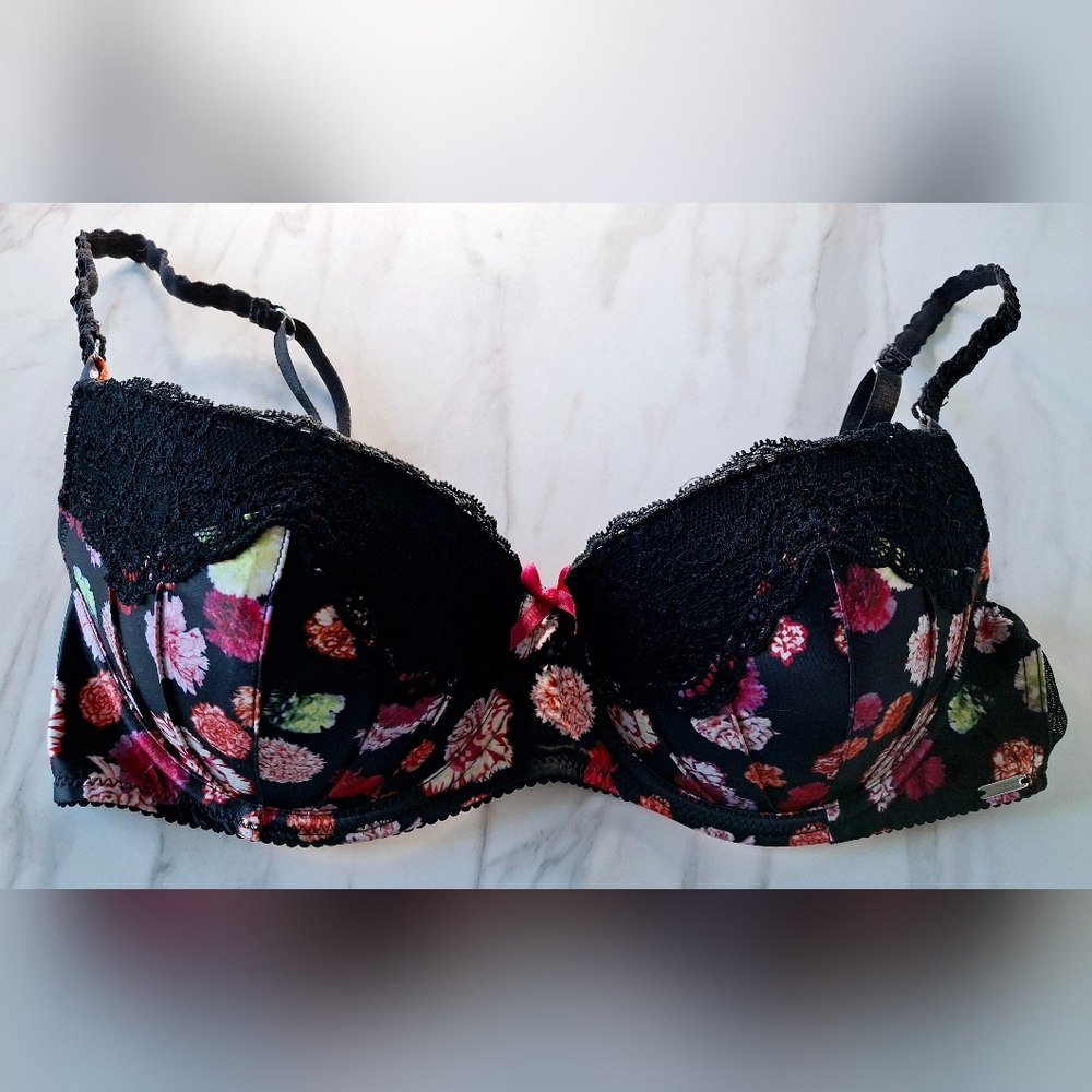 Christian Lacroix Paris Padded Floral Lace Pushup Bra (36C)